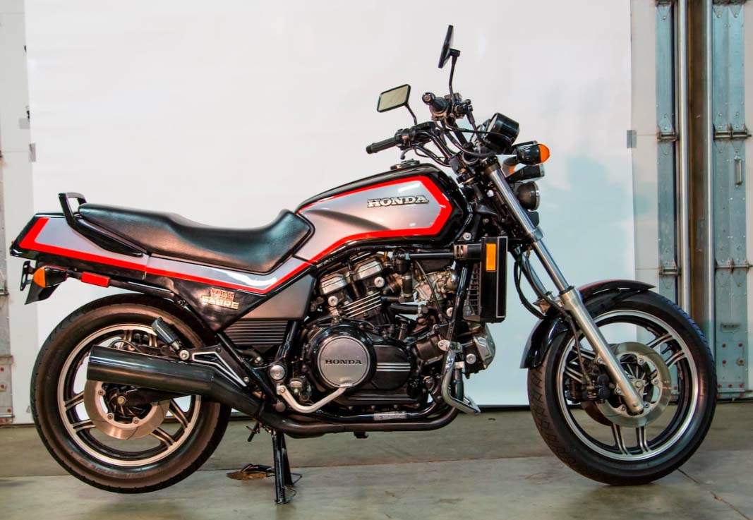 Honda VF1100S Sabre V65