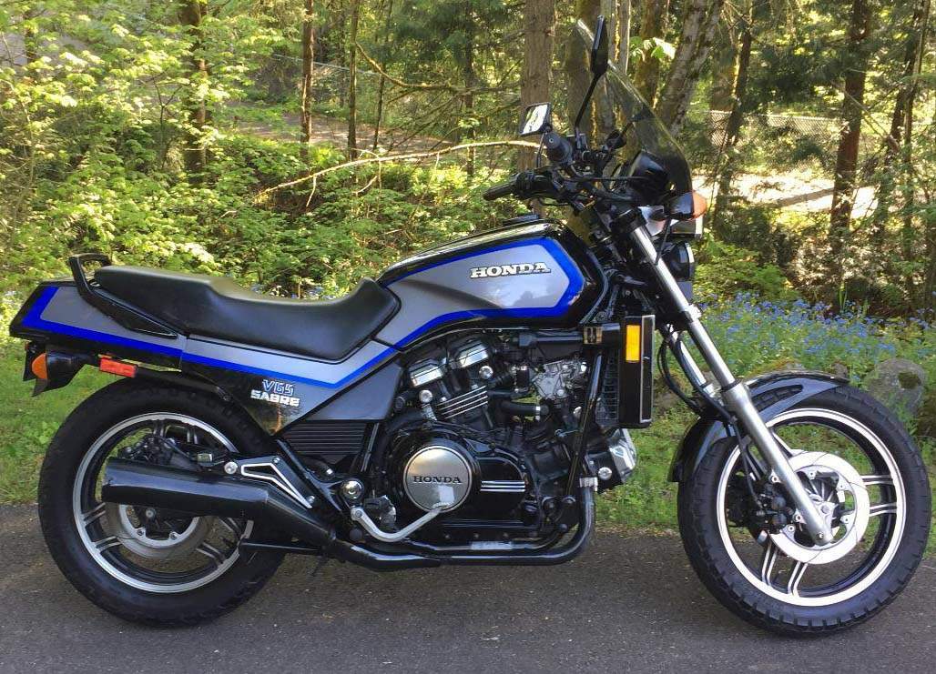 Honda VF1100S Sabre V65