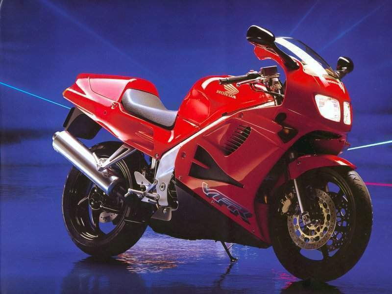 Honda VFR 750F-RJ