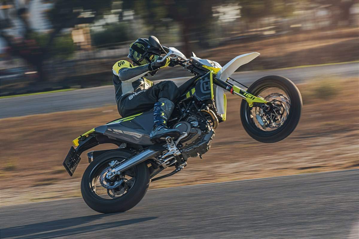 Husqvarna Supermoto 701