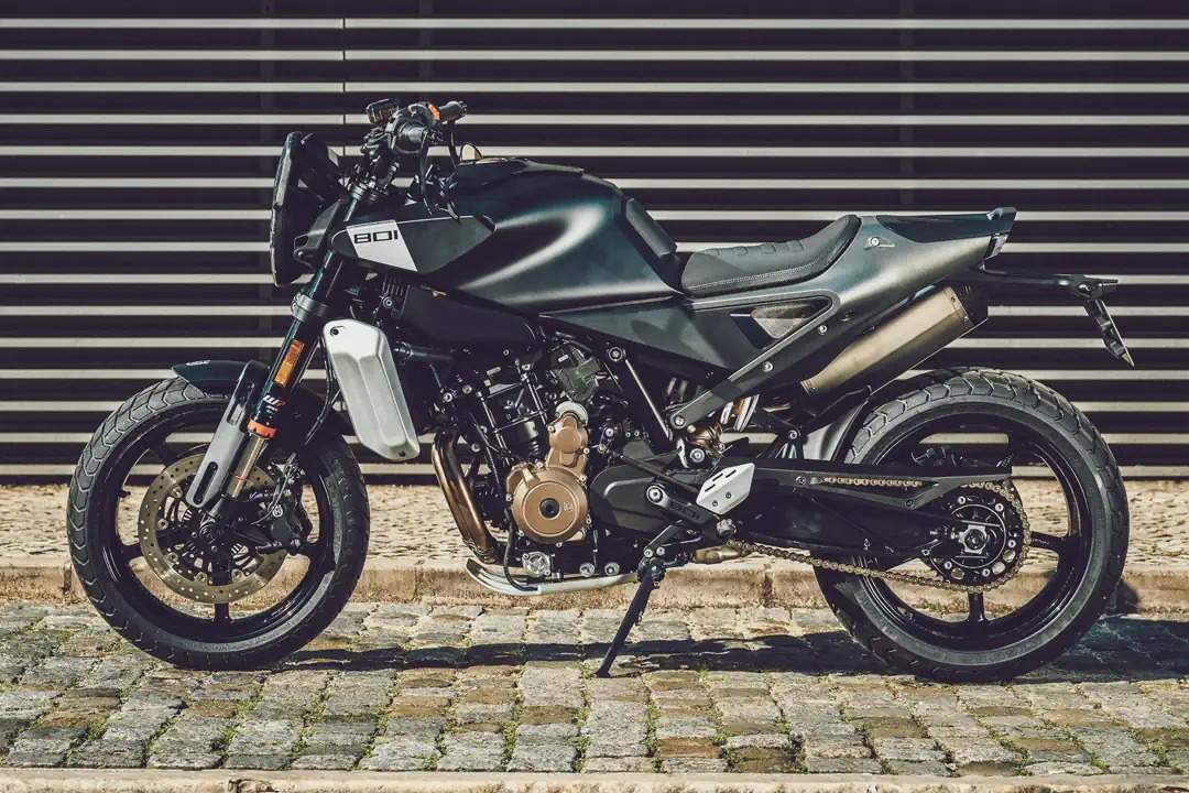 Husqvarna Svartpilen 801