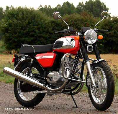 Jawa 350 Retro Solo
