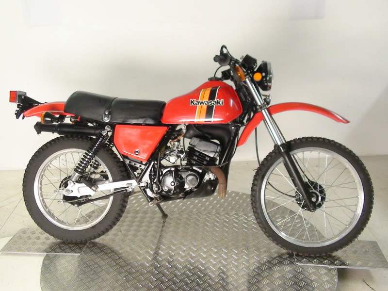 Kawasaki KE 175