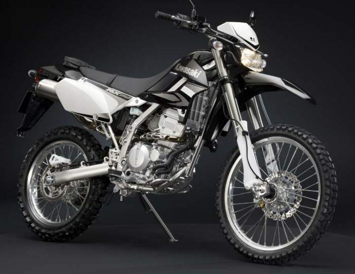 Kawasaki KLX 250SF Black Special Edition