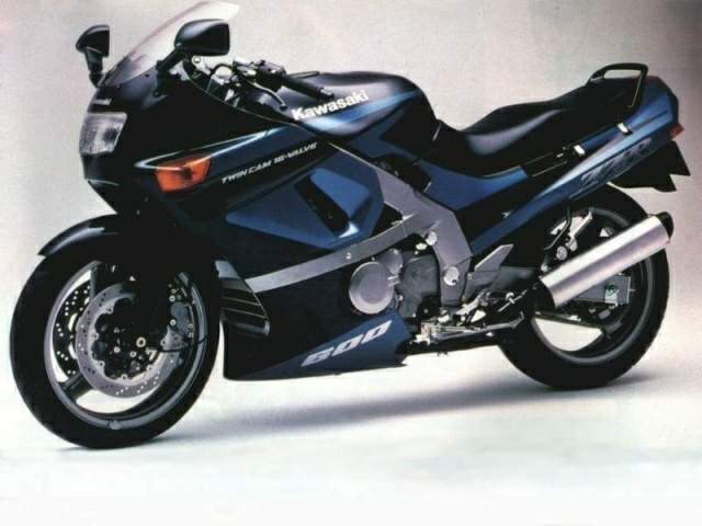 Kawasaki ZZ - R 600