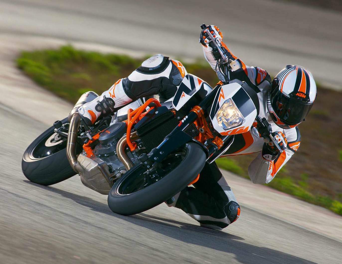 KTM 690 Duke R