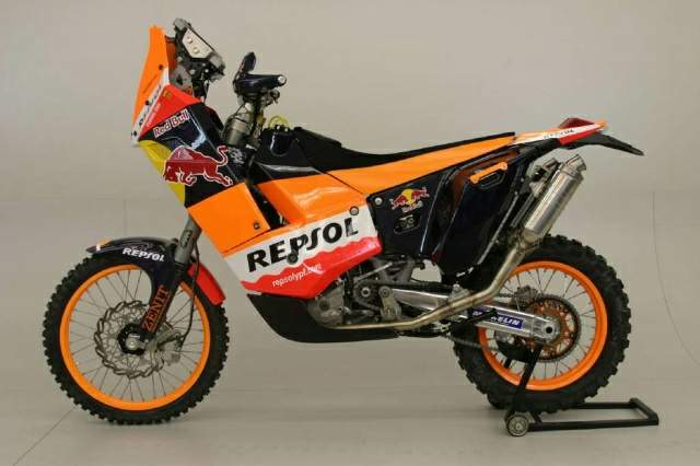 KTM LC4 690 Rally Replica