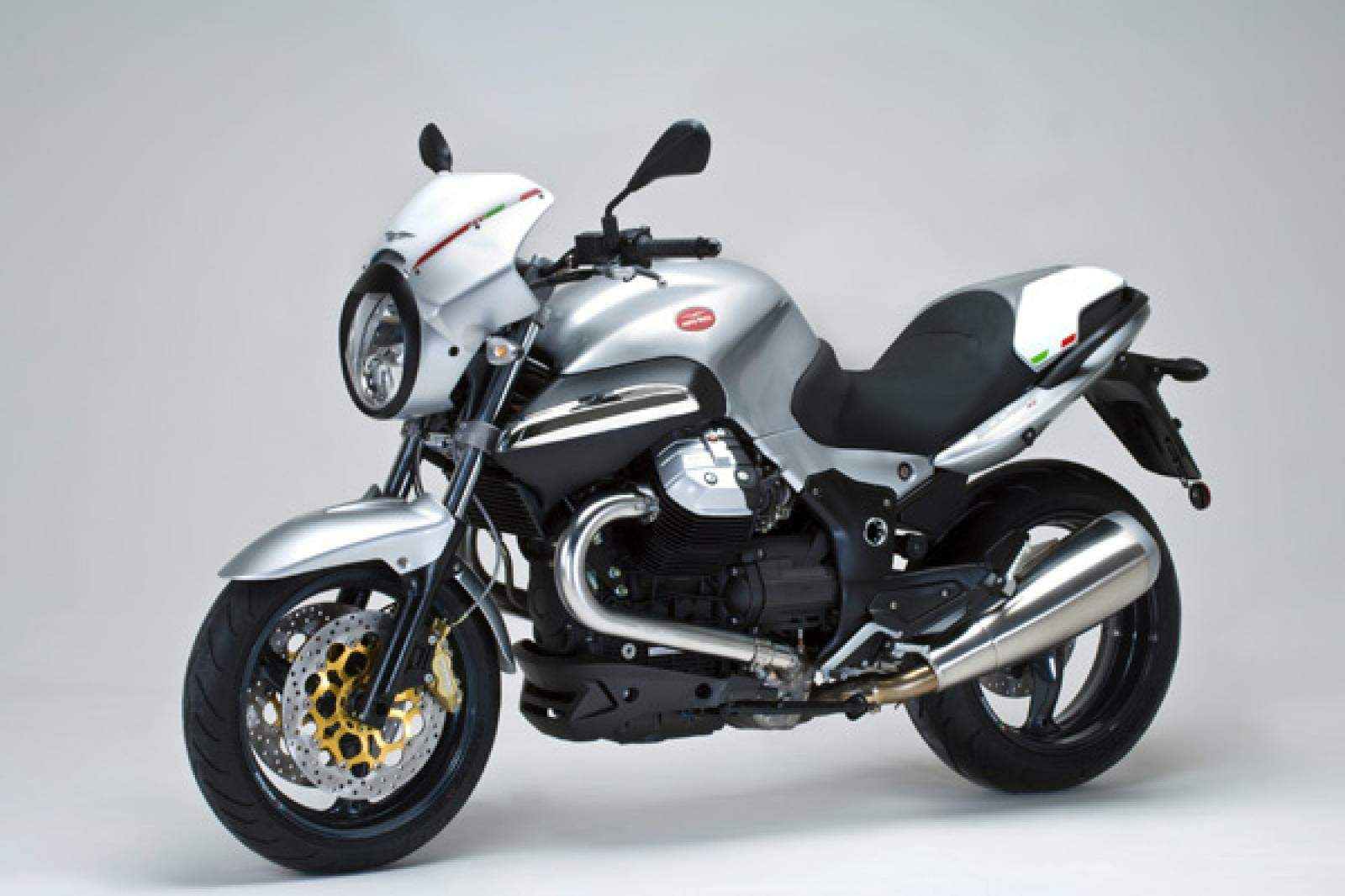 Moto Guzzi 1200 Sport 8V