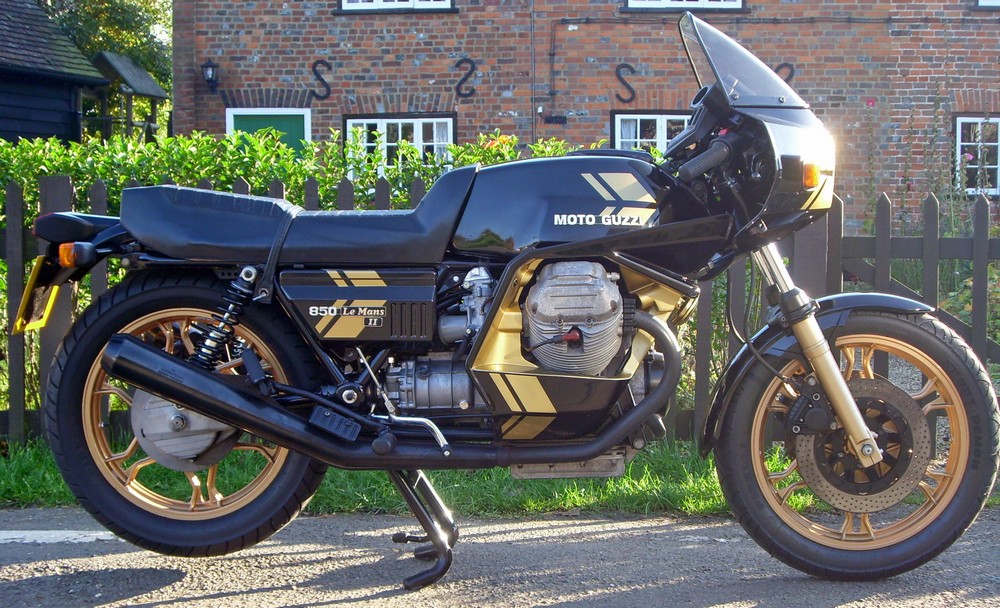 Moto Guzzi 850 Le Mans Mark II
