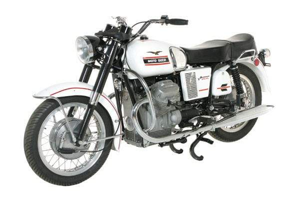 Moto Guzzi V-7 750 Special