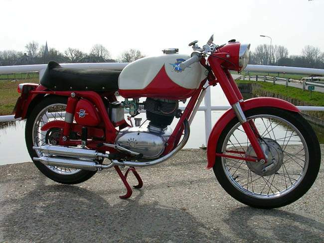MV Agusta 150 Sport RS
