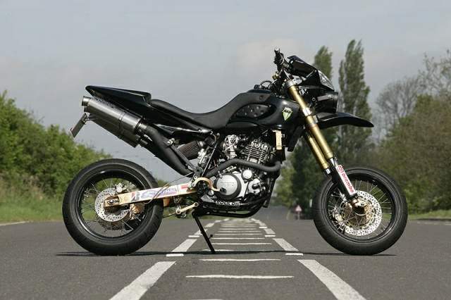 MZ/MuZ MZ 125SM Black Panther