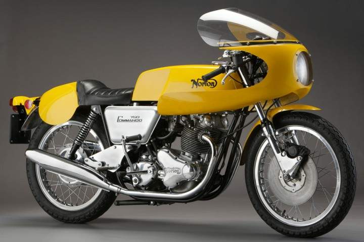 Norton Commando 750 Production Racer