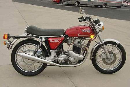 Norton Commando 850