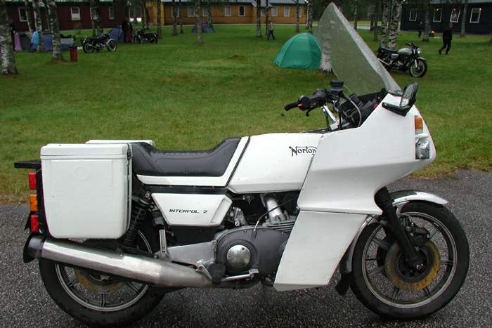 Norton Commando Interpol 2