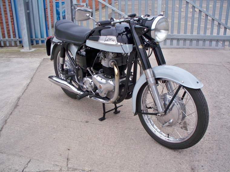 Norton Dominator 99 SS