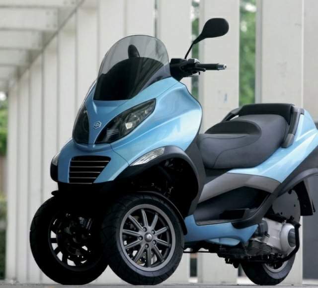 Piaggio MP3 250