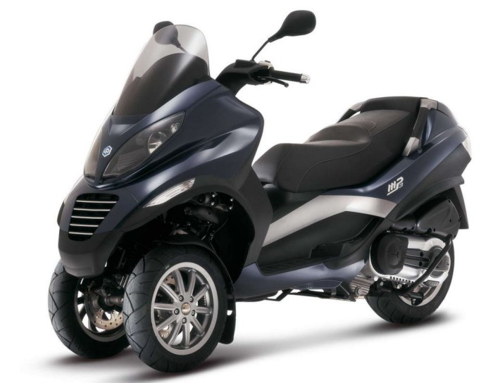 Piaggio MP3 400