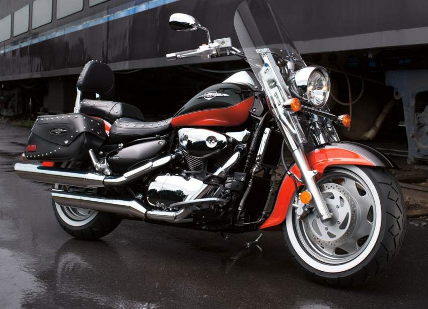Suzuki Boulevard C90T