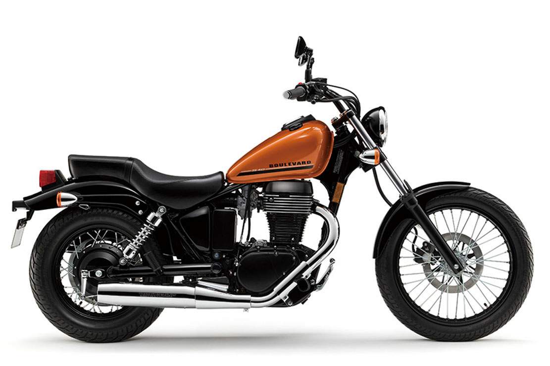 Suzuki Boulevard S40