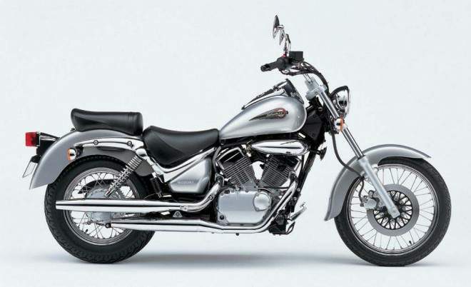 Suzuki GZ 125 LC Marauder