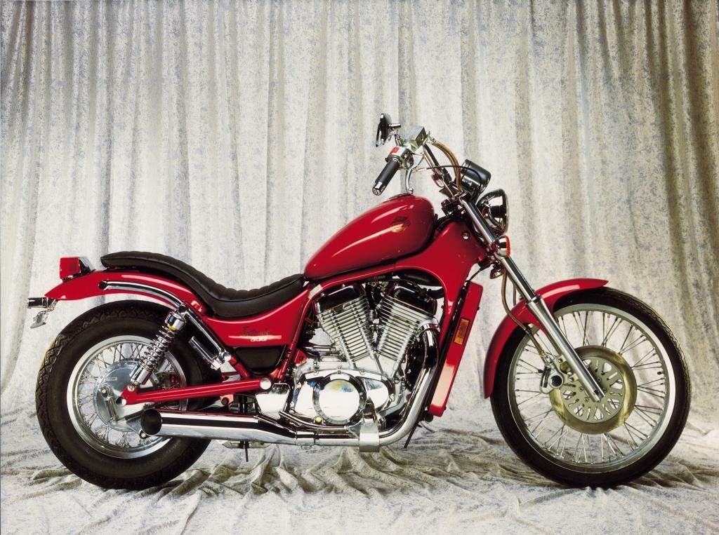 Suzuki VS 600GL Intruder