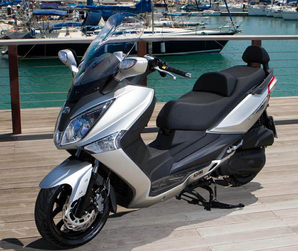SYM GTS/Joymax 125 evo