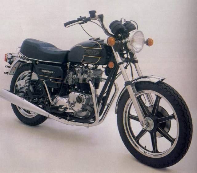 Triumph Bonneville 750 T140 D