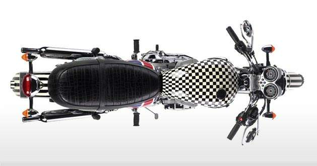 Triumph Bonneville T100 Chequer