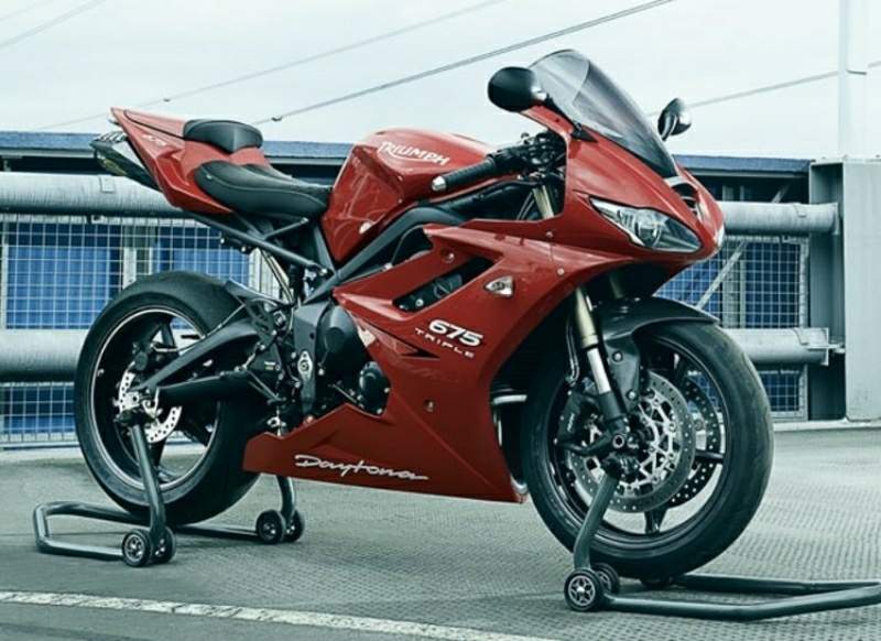Triumph Daytona 675
