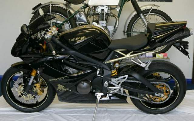 Triumph Daytona 675 JPS Limited Edition