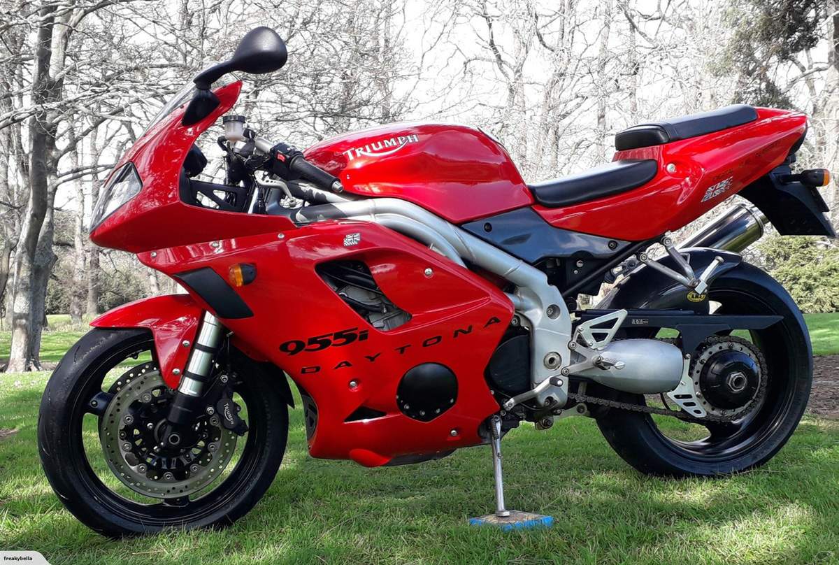 Triumph Daytona 955i Special Edition