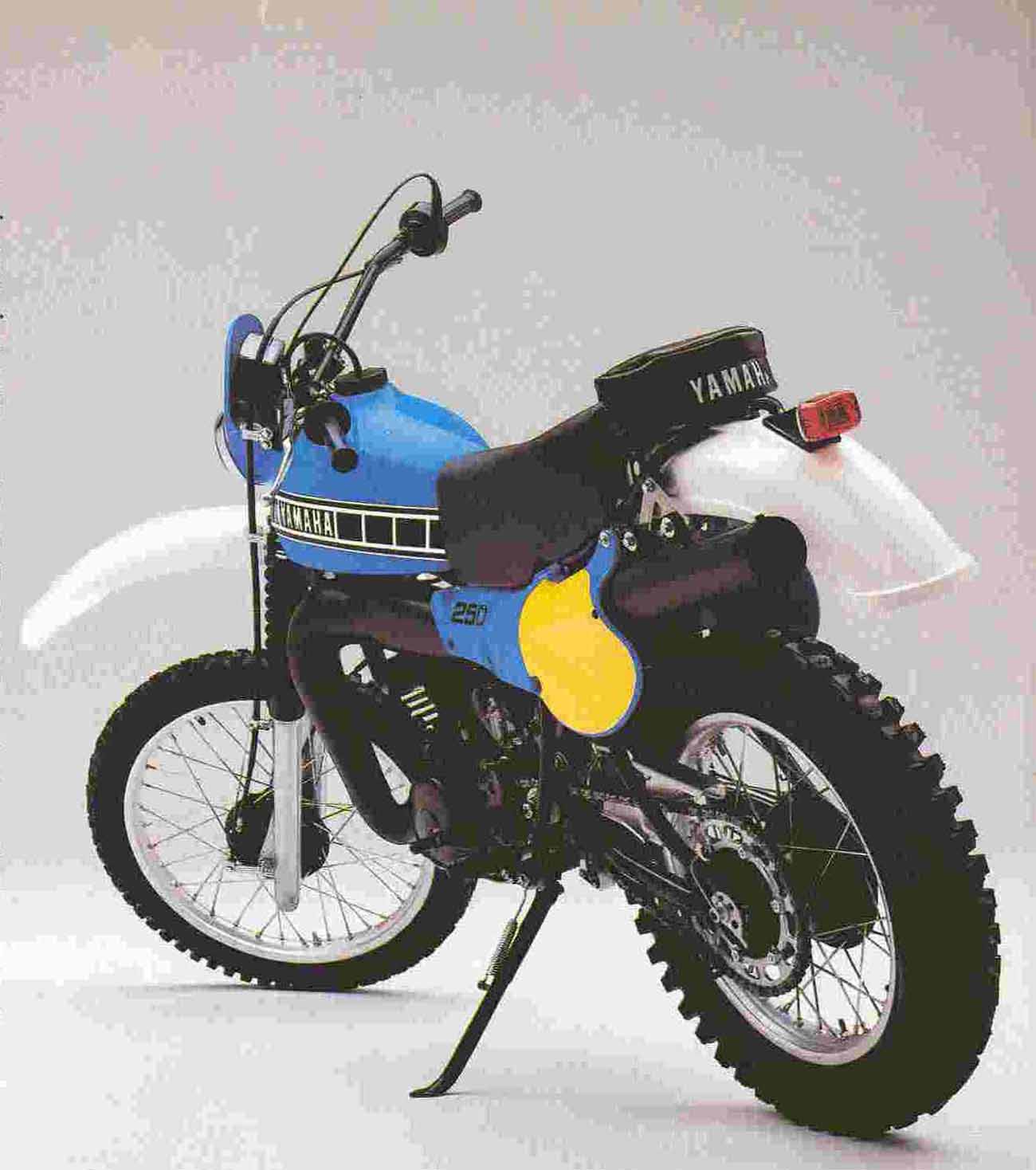Yamaha IT 250