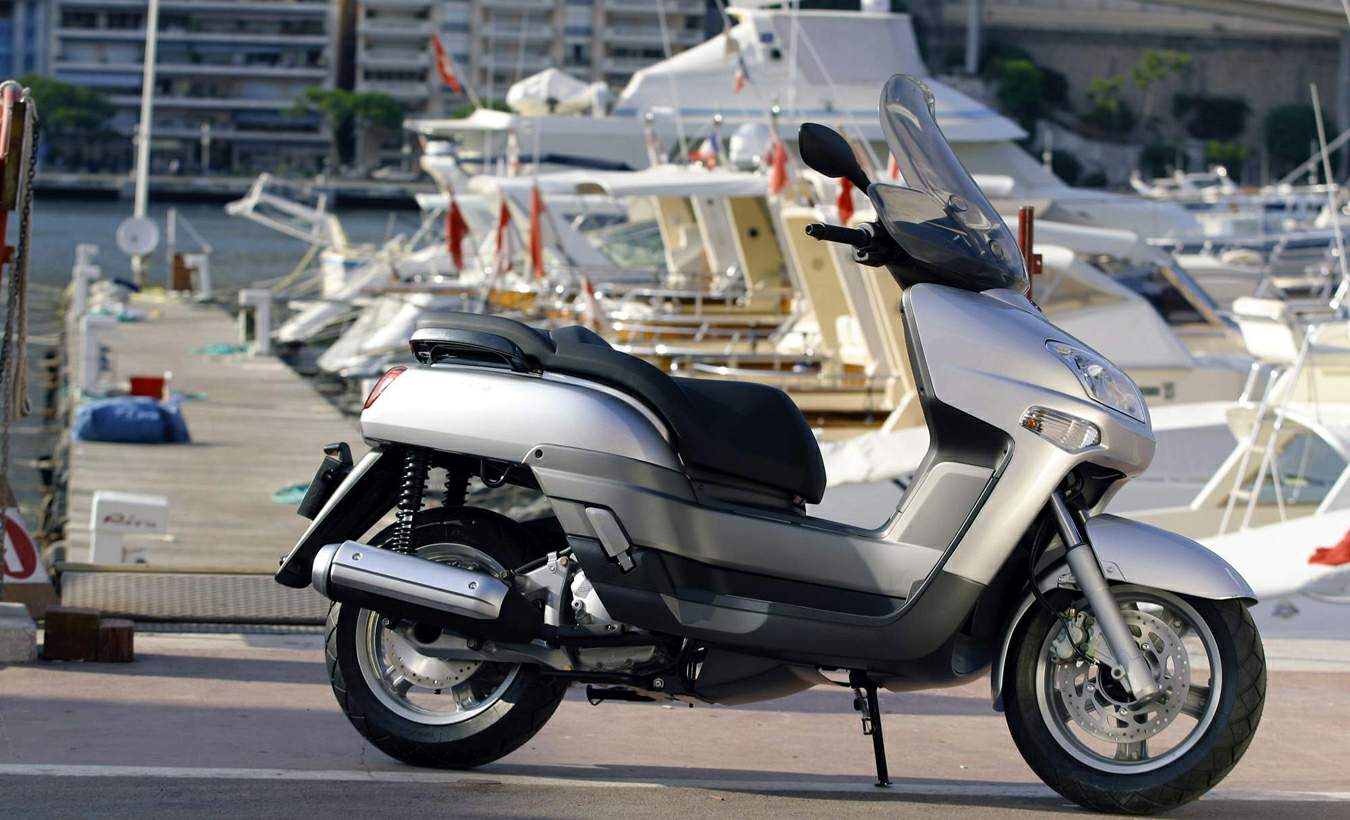 Yamaha VR 300 Versity