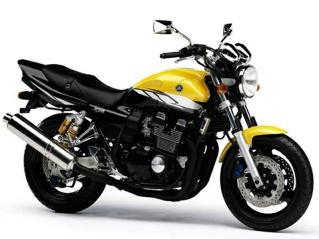 Yamaha XJR 400R