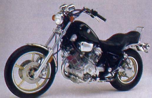 Yamaha XV 700 Virago