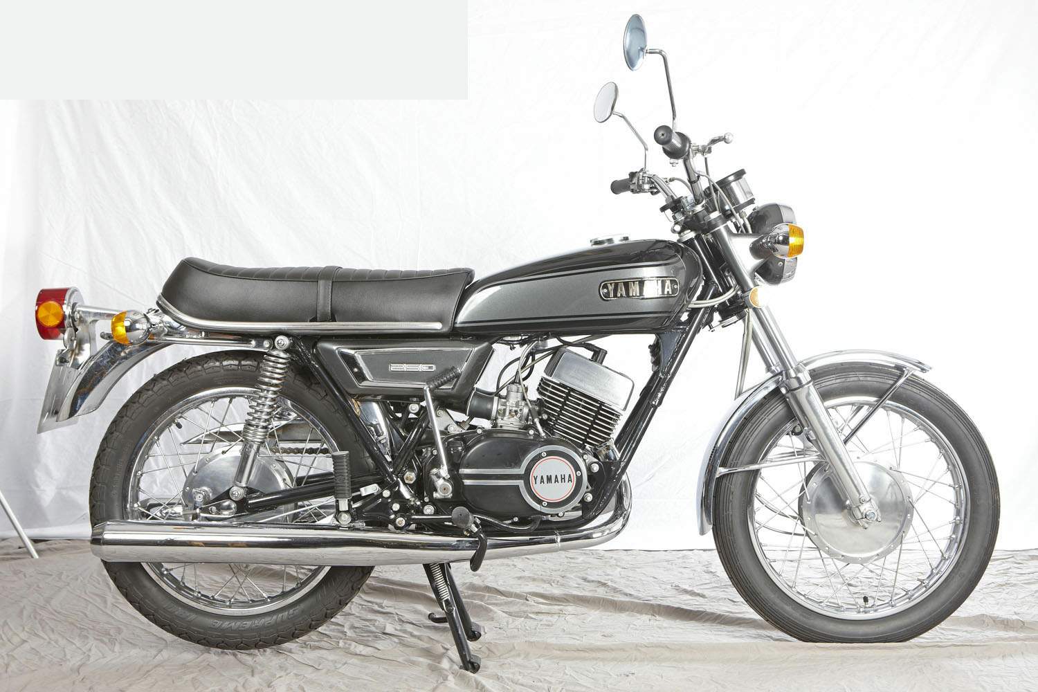 Yamaha YDS-7