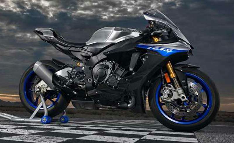 Yamaha YZF 1000 R1M