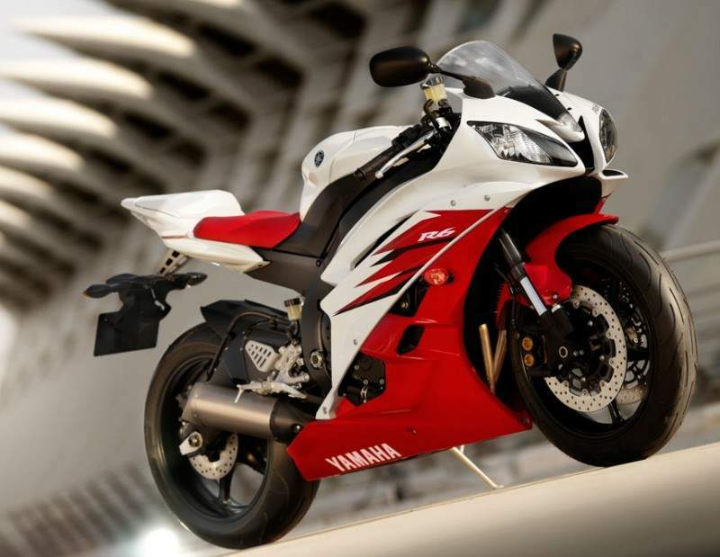 Yamaha YZF 600 R6