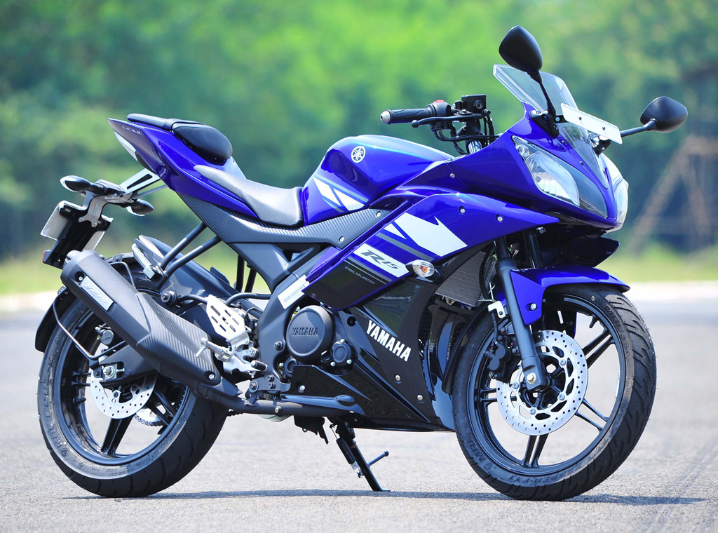 Yamaha YZF-R 1 5 V2.0