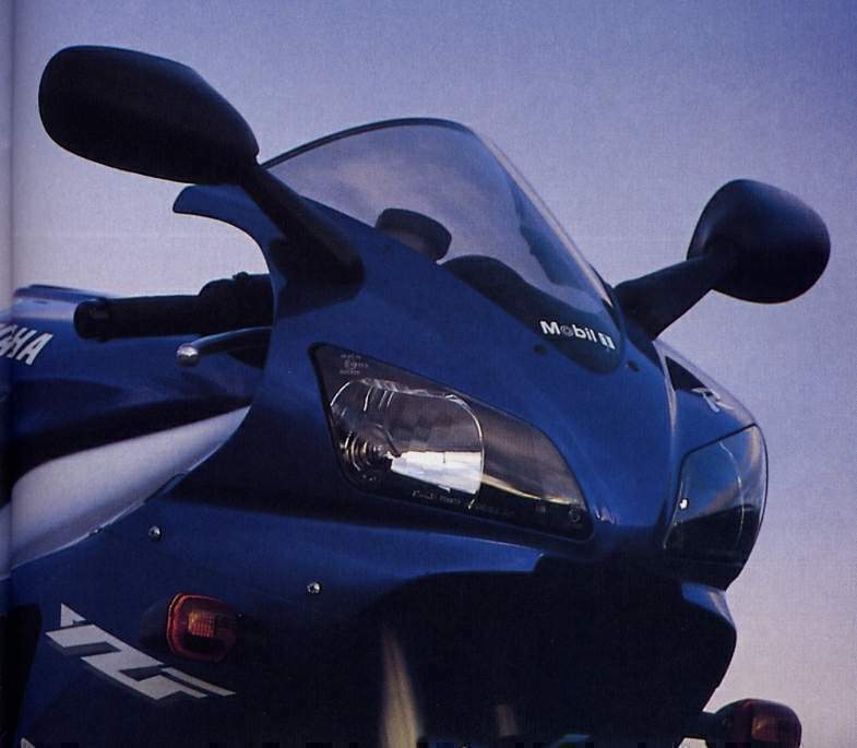 Yamaha YZF1000 R1